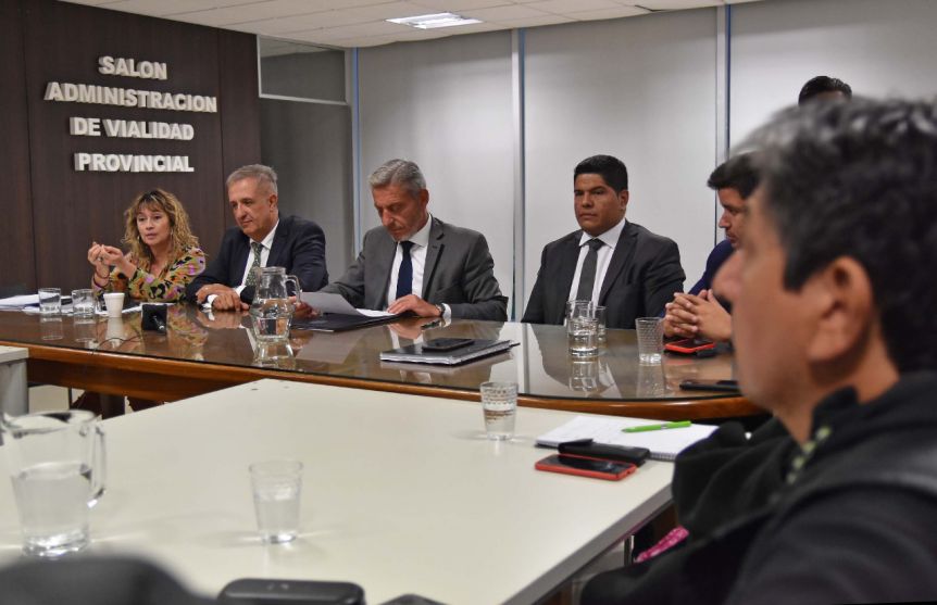 Refuerzo provincial: los empleados públicos de menores ingresos recibirán un bono de 20 mil pesos