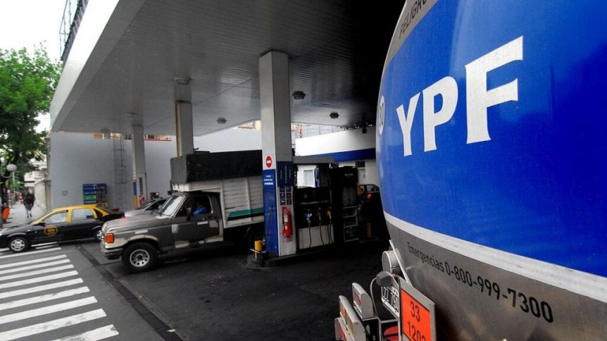 Ante la escasez de gasoil, YPF sacó un comunicado para calmar las aguas