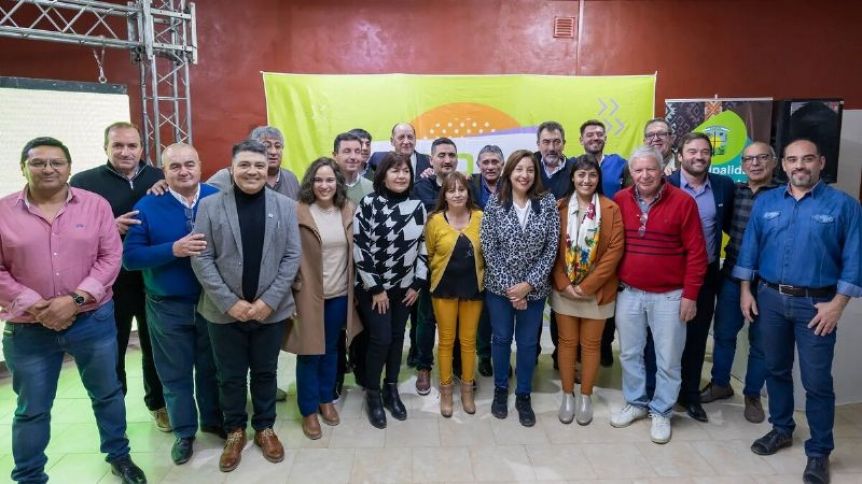 Arabela se reunió intendentes por el proyecto de Hidrógeno Verde