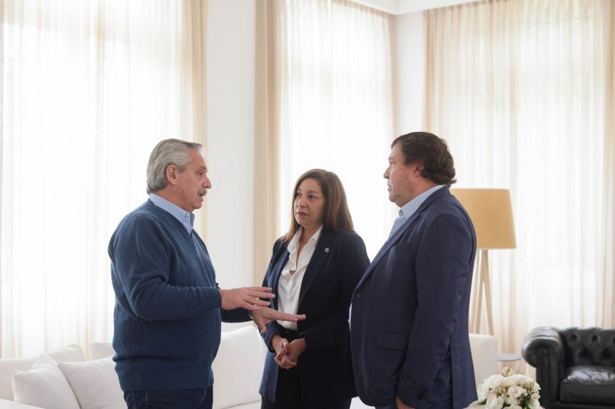 Carreras y Weretilneck se reunieron con Fernández en Olivos