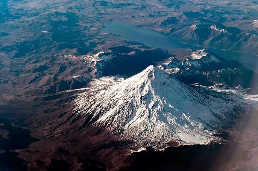 Cabandié le pidió la renuncia al director de Parques Nacionales luego del conflicto en torno al Volcán Lanín