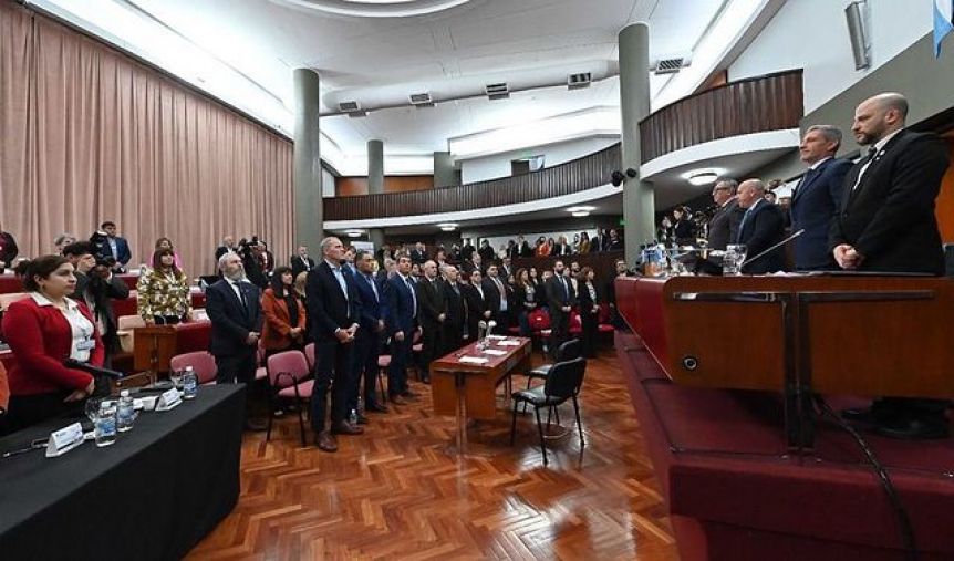 Con la presencia de Arcioni, se cerró el primer día del Parlamento Patagónico