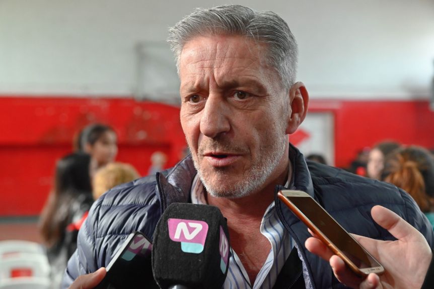 Arcioni dijo que por ahora las elecciones no se desdoblan y sugirió coparticipar el gasto de las PASO