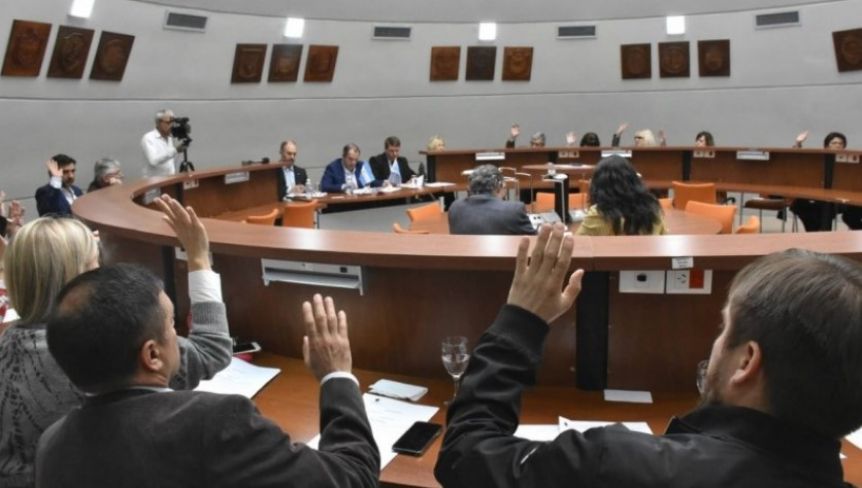 La Legislatura aprobó la reelección de los intendentes