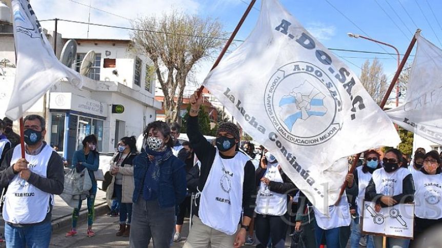 ADOSAC decretó 3 días de paro y rechazó la conciliación obligatoria
