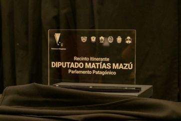 Laura Hindie asumió la presidencia del Parlamento Patagónico
