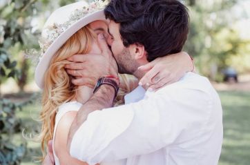 Salieron a la luz las primeras fotos del álbum oficial de la boda de Nicole Neumann y Manu Urcera