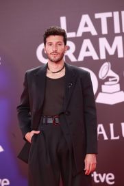 Cuáles fueron los mejores vestidos en los Latin Grammy 2023