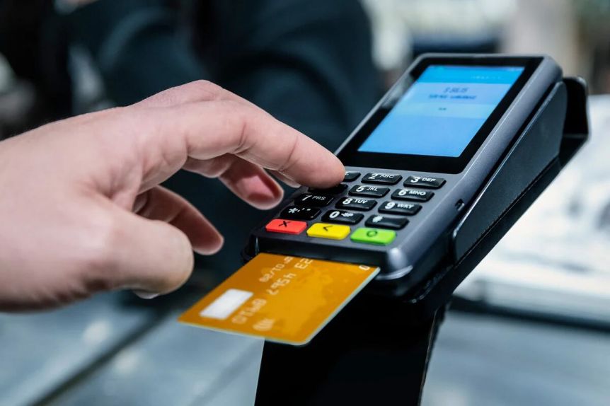Qué cambios introduce el nuevo DNU en las tarjetas de crédito
